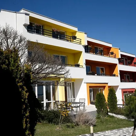 Stayinn Rainbow Houses Studio Bed & Breakfast Slăntjev Brjag